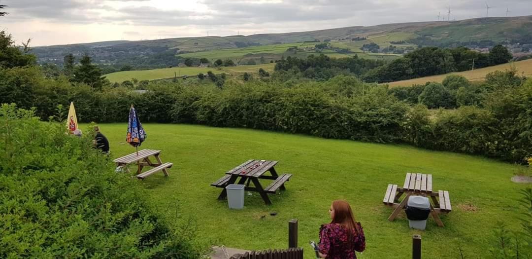 The Moorcock Inn Littleborough  Buitenkant foto